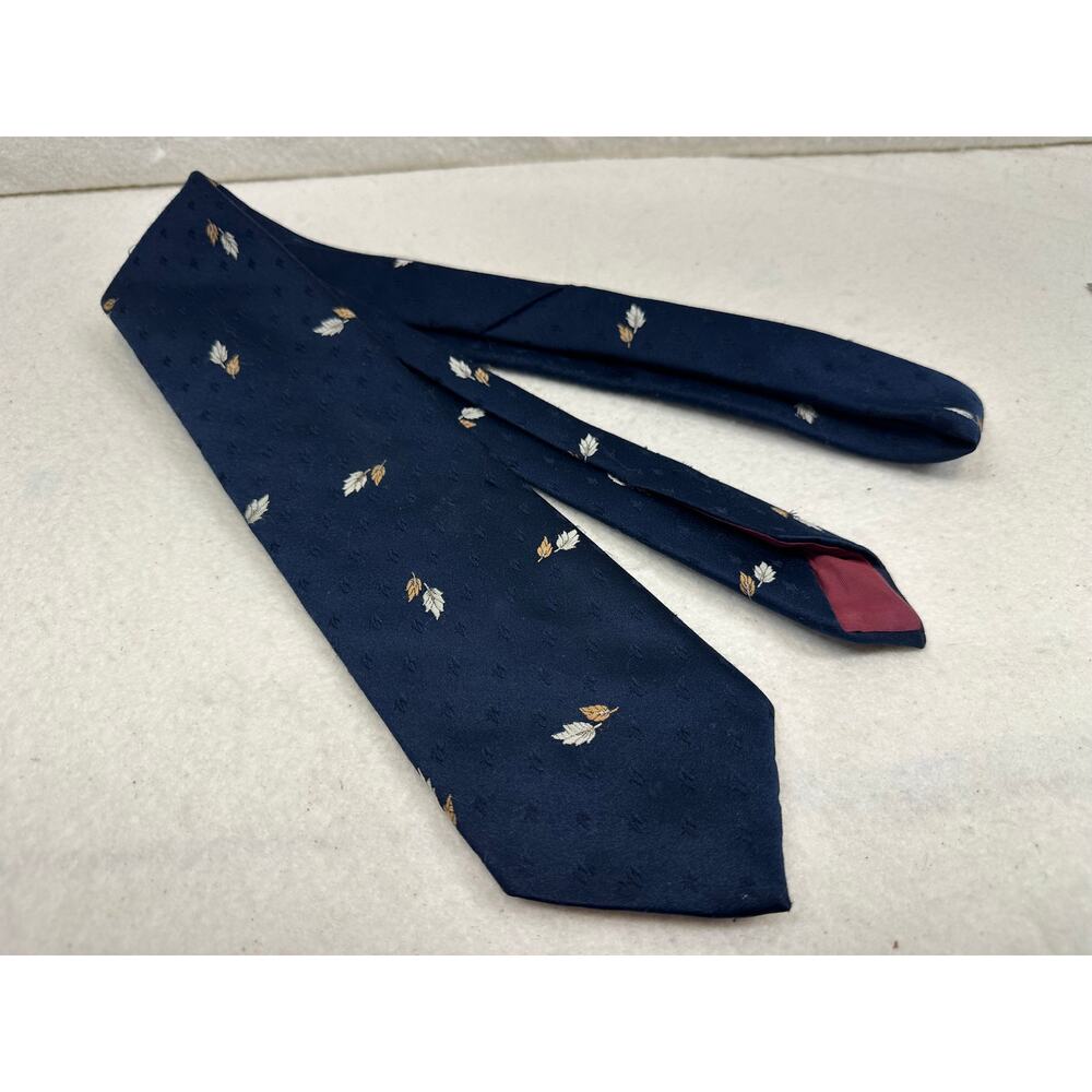 Vintage 70's Oleg Cassini Blue Embroidered Leaf Silk Tie